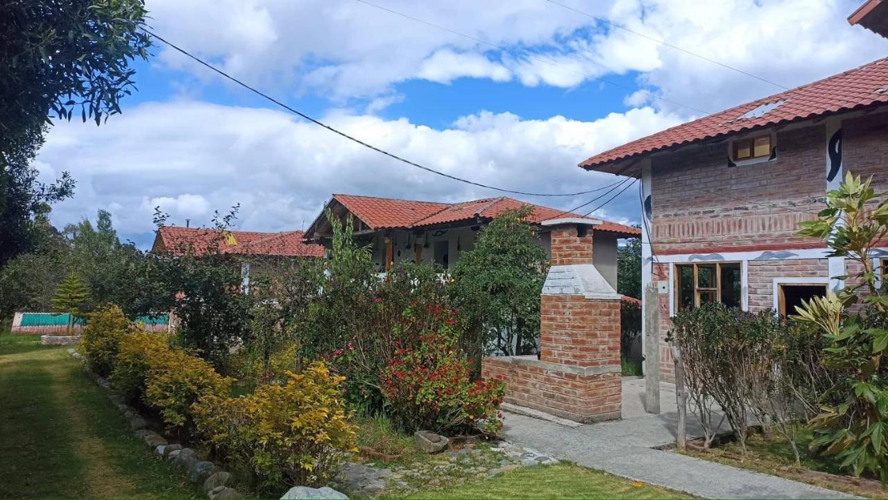 Hostal El Vaquero Chugchilán Exterior foto